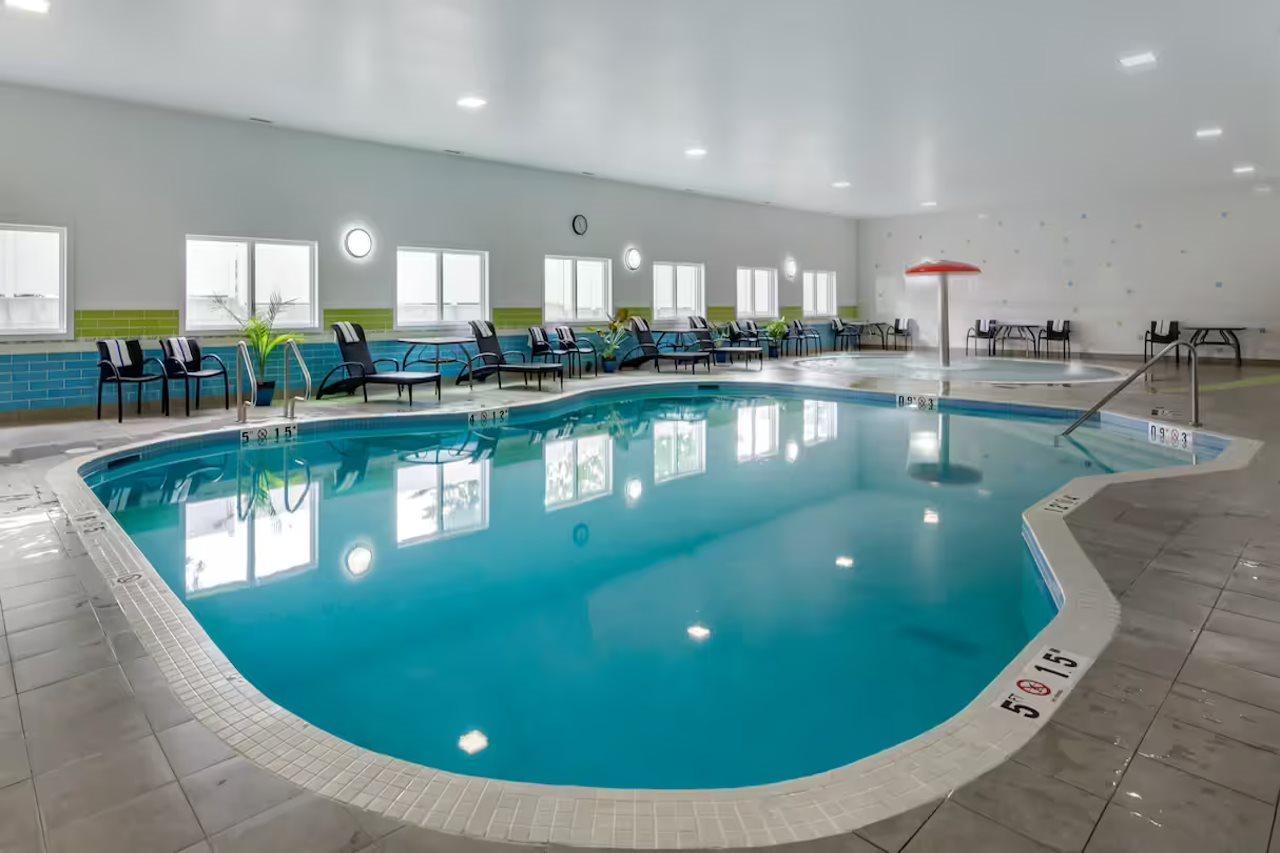Hampton Inn & Suites Edmonton/West Εξωτερικό φωτογραφία