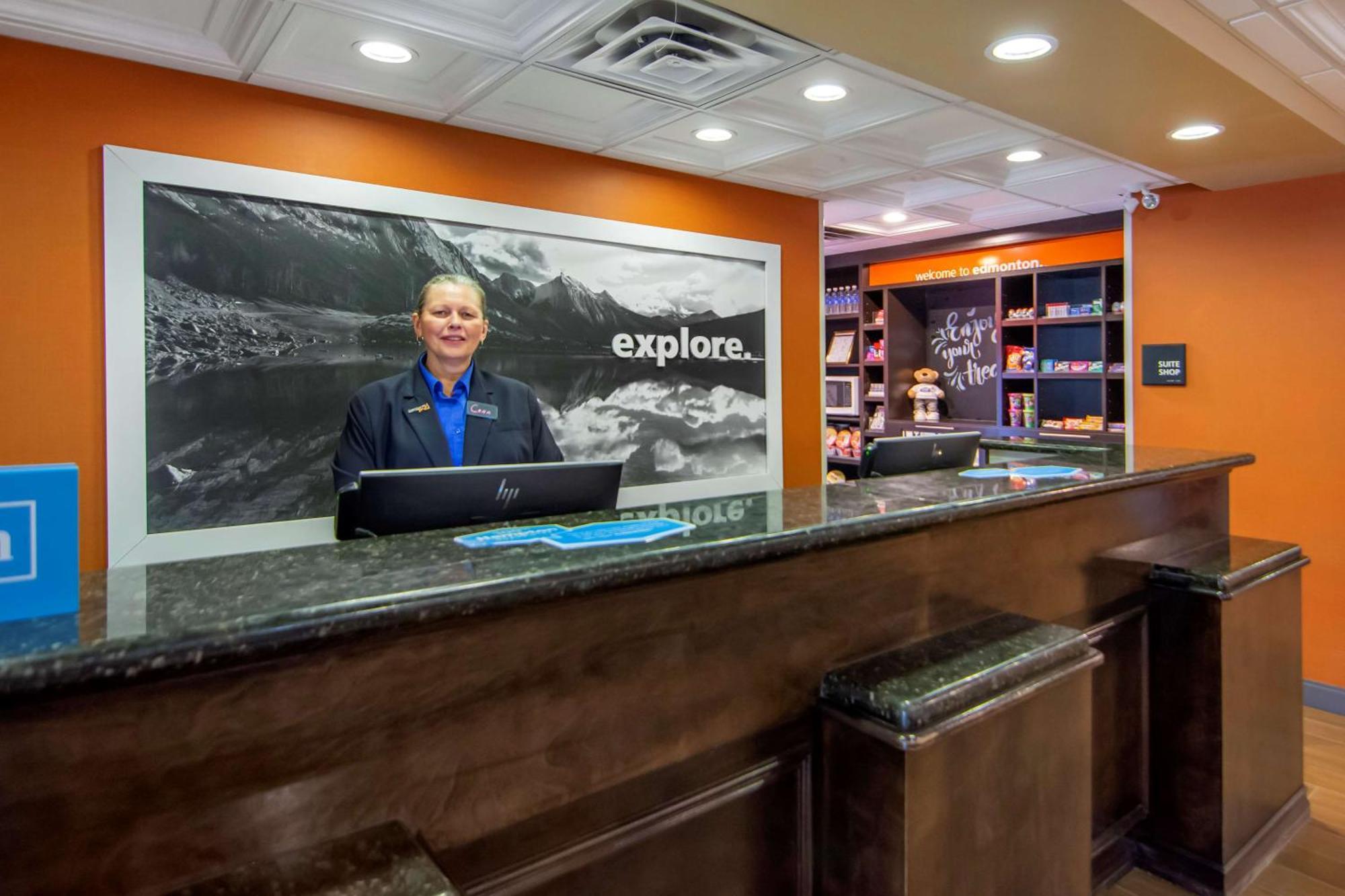 Hampton Inn & Suites Edmonton/West Εξωτερικό φωτογραφία